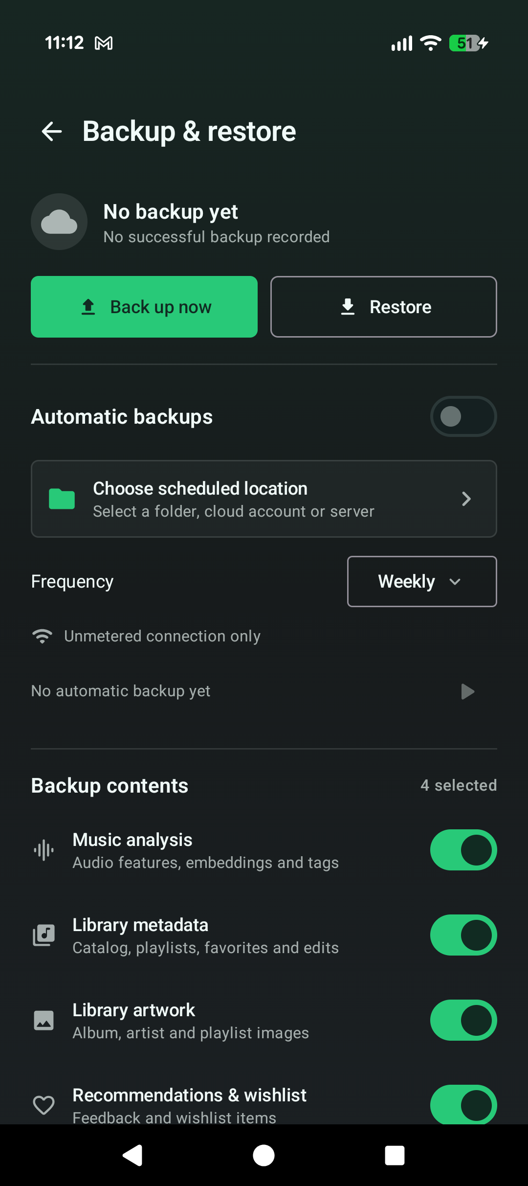 Untethered Backup and restore settings with backup contents and destination options.